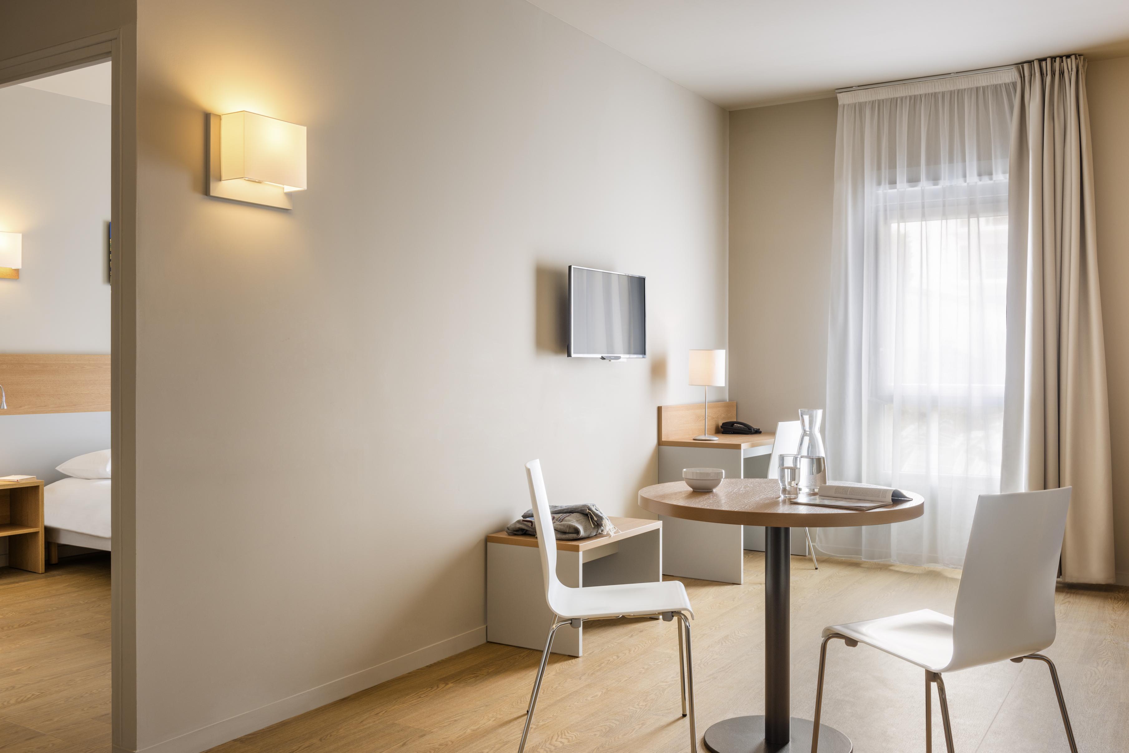 Adagio Access Republique