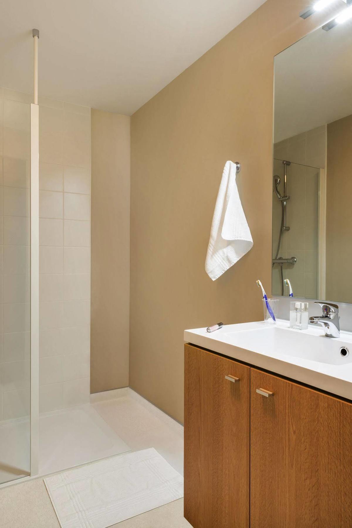 Adagio Access Republique 3*